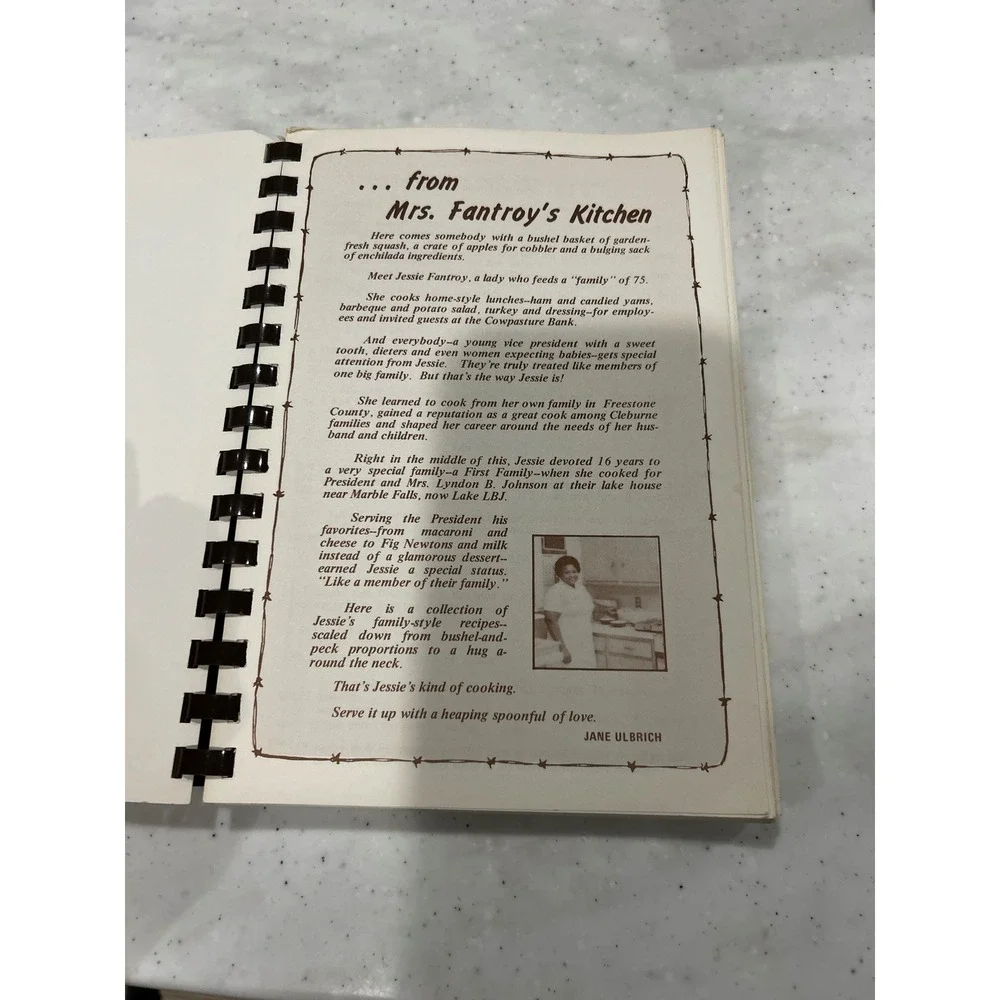 Cowpasture Cooking First State Bank Rio Vista Texas Cookbook  Recipes Vintage